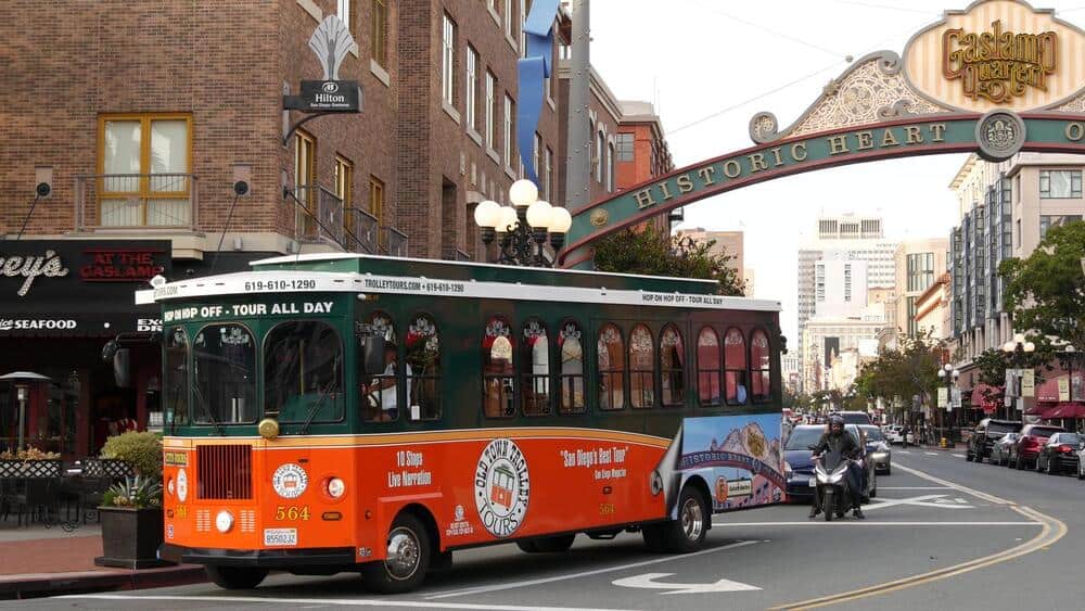tram in old town san diego